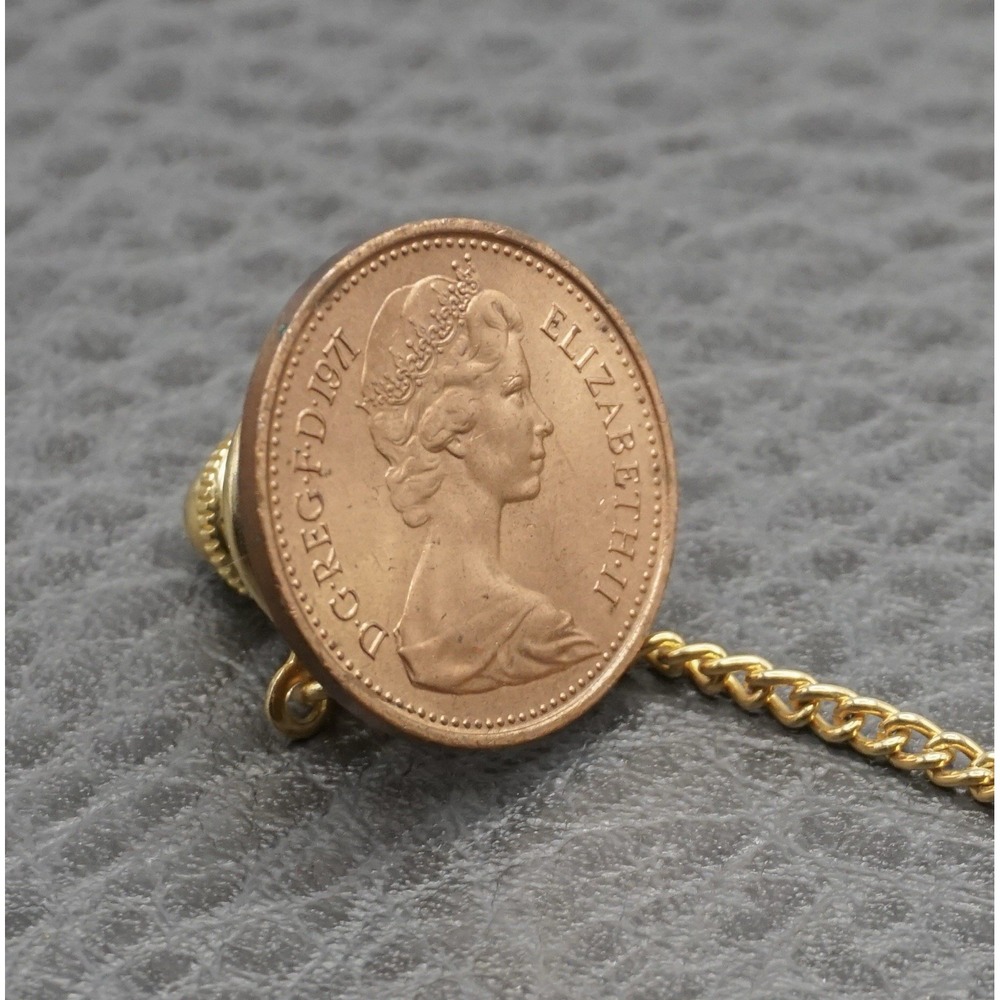 Vintage British Penny Coin Tie Pin Chain Gold Tone